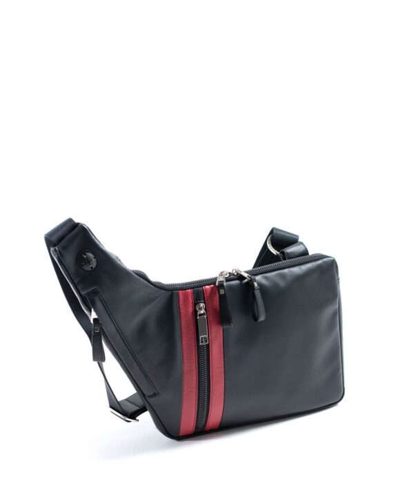 フィット レザーショルダーバッグ B5