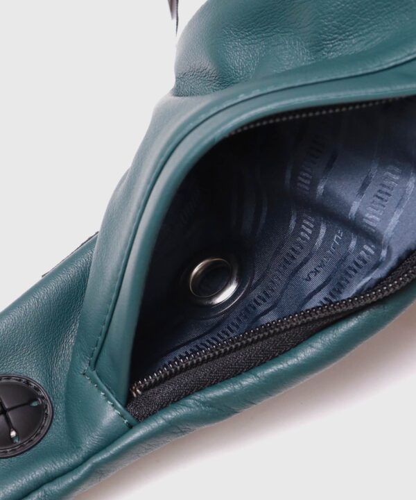 フィット レザーショルダーバッグ B5