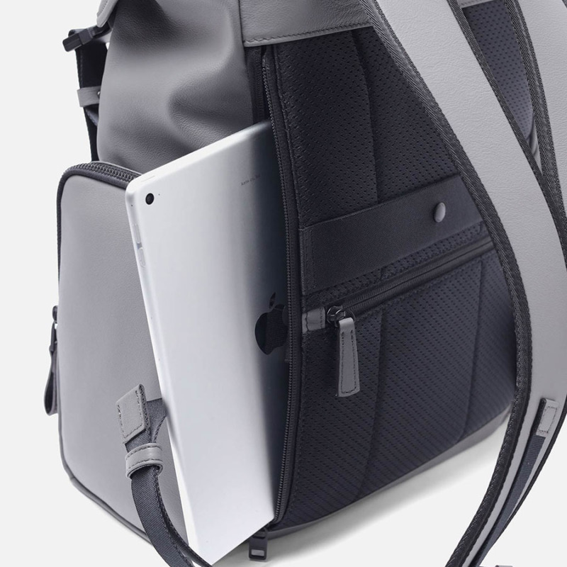 リュック レザー 牛革 A4 iPad収納対応 セットアップ対応 メンズ FUJITAKA 収納機能